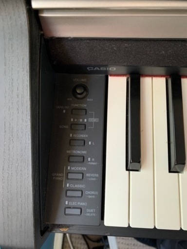 電子ピアノ Casio AP-420、専用椅子