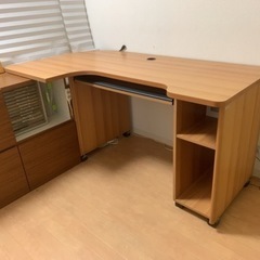 パソコンデスク