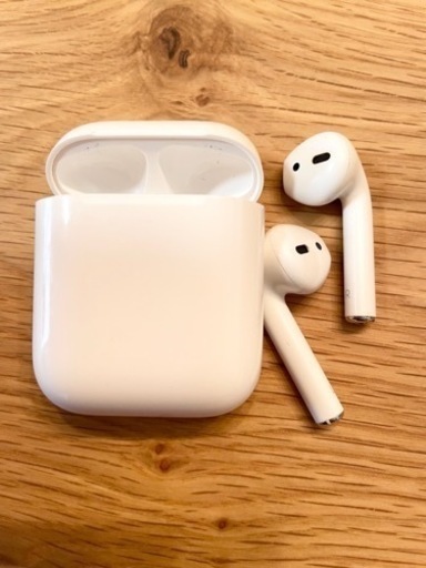 Apple AirPods ワイヤレスイヤフォン 本体+充電ケース
