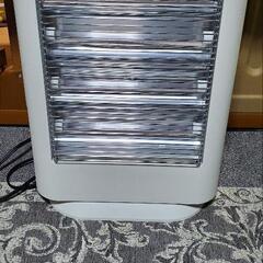 スチーム機能付き電気ストーブ