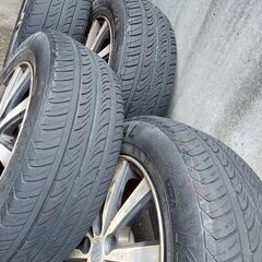 引取限定 タイヤ ホイール 195/65/15  PCD 114　セレナで使用してましたの画像
