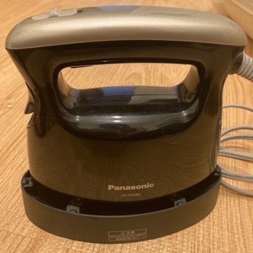 パナソニック　衣類スチーマー