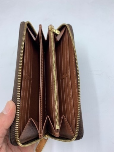 LV長財布ジッピウォレット