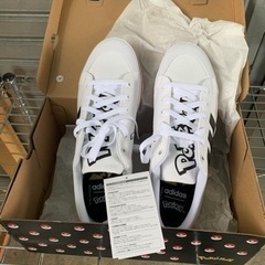 アディダスコラボスニーカーの画像