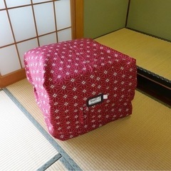 日本製 座布団 カバー付き 5枚組セット の画像