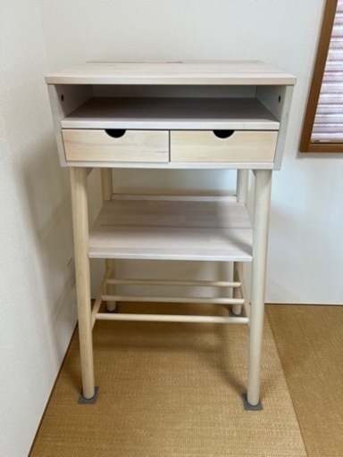 イケヤ　パソコンデスクと折り畳み椅子
