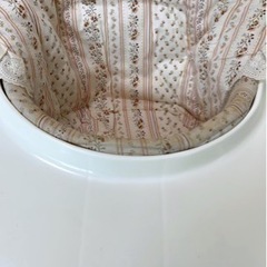 apricaベビー用歩行器☆折りたたみ可能の画像