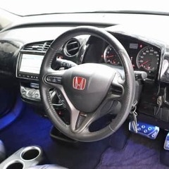 ロールーフミニバン！アルミ履いてます！