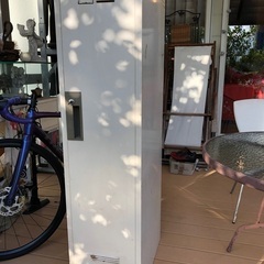 スチールロッカー