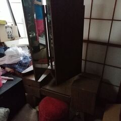 三面鏡ドレッサー　あげます。