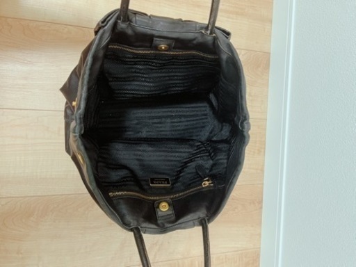 CHANEL & PRADA バッグ
