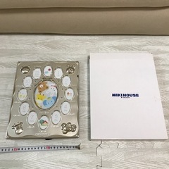 【未使用】「値下げしました】ミキハウス　赤ちゃん用フォトフレーム...