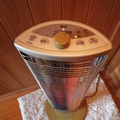 遠赤カーボンヒーターSANYOの画像