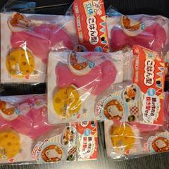 アザラシのご飯型×5つ 5人家族とか？の画像