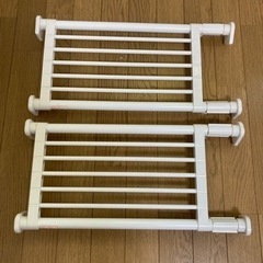 ツッパリ棚２つ