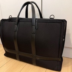 【L.E.D.BITES】ビジネスバッグ 2way、鋲付き、美品...