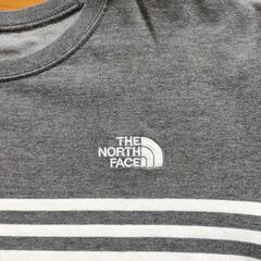 THE NORTH FACE（ノースフェイス）グレーボーダーTシャツの画像