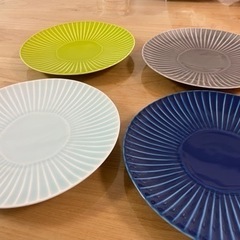 【値下げ】来客時にも最適！波佐見焼　4枚セットの画像