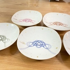 【値下げ】お祝いごとにも最適！富士がら平皿5枚セットの画像