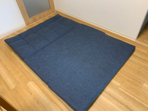 早い者勝ち！美品　使用期間半年　2人掛けソファーベット　新品価格15,999円
