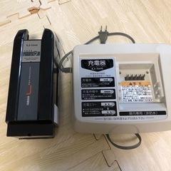 ジャンク品　ヤマハ　電動自転車　充電器　バッテリー