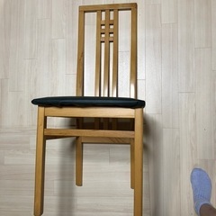 背もたれが高い椅子　お取引きは、プロフ必読🙇‍♀️