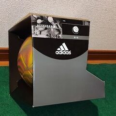 新品 1900円 アディダス ジュニア サッカー ボール 2021 メッシ クラブ 4号球（小学生用)①の画像