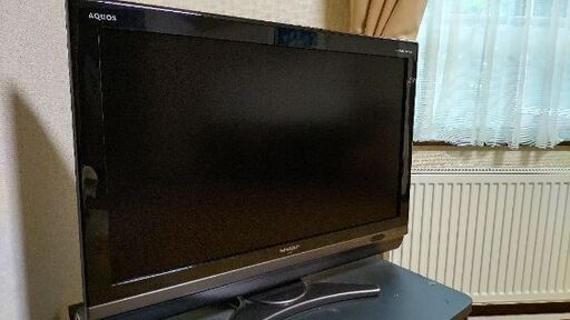 シャープAQUOS LC-32DX2 [32インチ]