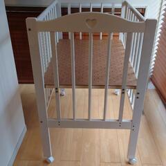 ベビーベッド　ミニサイズの画像
