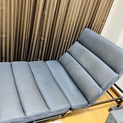 折り畳み式ベッドの画像