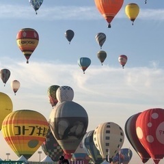 佐賀バルーンフェスタ会場での物販、接客になります