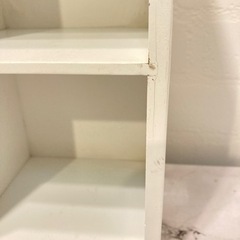 白い棚　卓上など　の画像