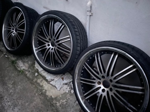 22インチアルミホイール