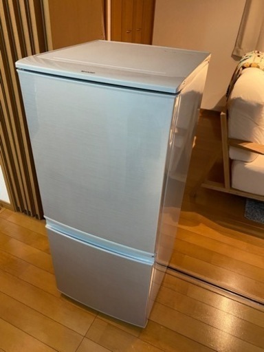 シャープ　SHARP 冷蔵庫　sj-d14b 137L