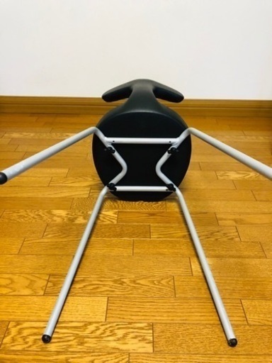 美品！アーユルチェアー スツールタイプ Mサイズ ブラック