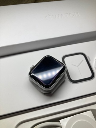 AppleWatch Series4 GPSモデル 40mm シルバーアルミニウム＋正規バンド