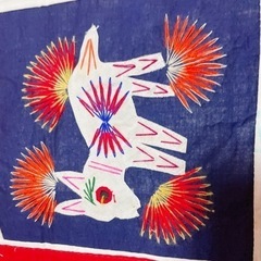 中国　飾り布　ベッドカバーなどに　刺繍　の画像