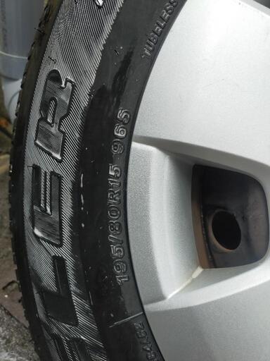 【ご相談終了】【29000円】本州送料込　ハイエース　純正15インチホイール＋新品ブリジストンタイヤ4本セット　195/80/R15　室内保管品　美品