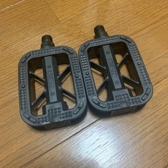 自転車のペダル　黒　未使用