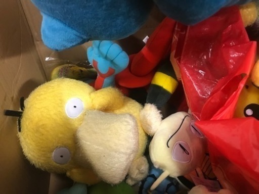 ☆☆値下げしました☆☆ポケモン　pokemon Center ぬいぐるみ　クッション