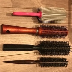 ロールブラシ 巻き髪　無料