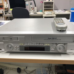 ビクター MiniDVとVHSのダブルデッキ　通電OK