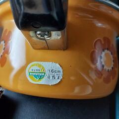 ホーロー鍋  未使用保管の画像