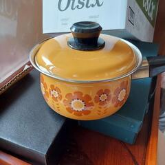 ホーロー鍋  未使用保管の画像