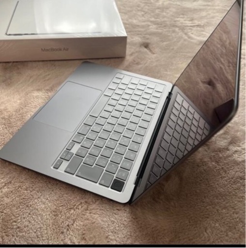【ほぼ新品】MacBook Air M2 8GB 512GB スペースグレー