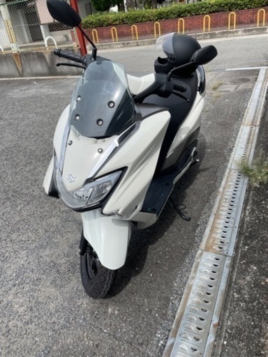 スズキ　バーグマン125cc FI 引き取り限定