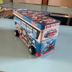 トーマス・お菓子の缶の画像