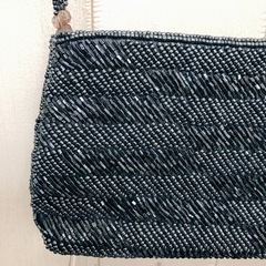 無料！！キラキラ✨ビーズのパーティバッグ◆アクセサリーポーチ✨(約)幅25ｍ、奥行4ｃｍ、持ち手の一番高いところ25ｃｍ【こちらは店舗です。浜村鹿野温泉ICから3分 買取本舗 宮本リサイクル 営業時間９～１９時 定休日水曜日】の画像