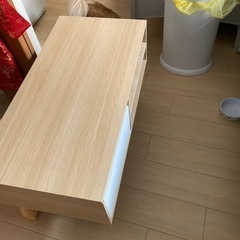 サイドテーブルの画像