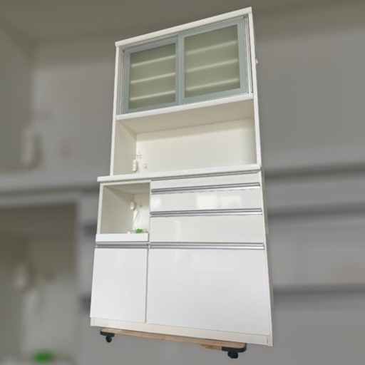 決まりました　横110cmサイズ☆食器棚　中古品ですが綺麗です☆格安♪